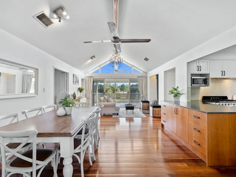 Extraordinary Opportunity at 304 Hemmant Tingalpa Road, Hemmant