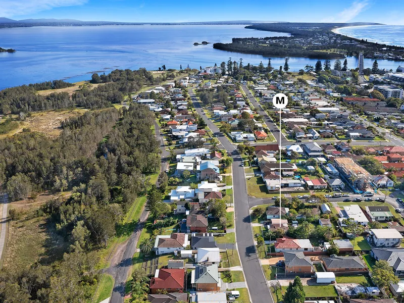 Exceptional highset block on a near level 681sqm parcel of land