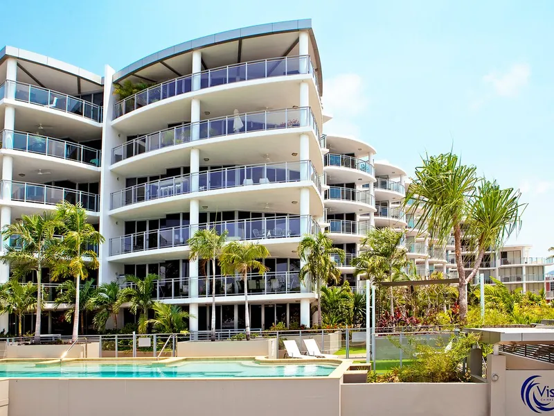 VISION ESPLANADE APARTMENT 