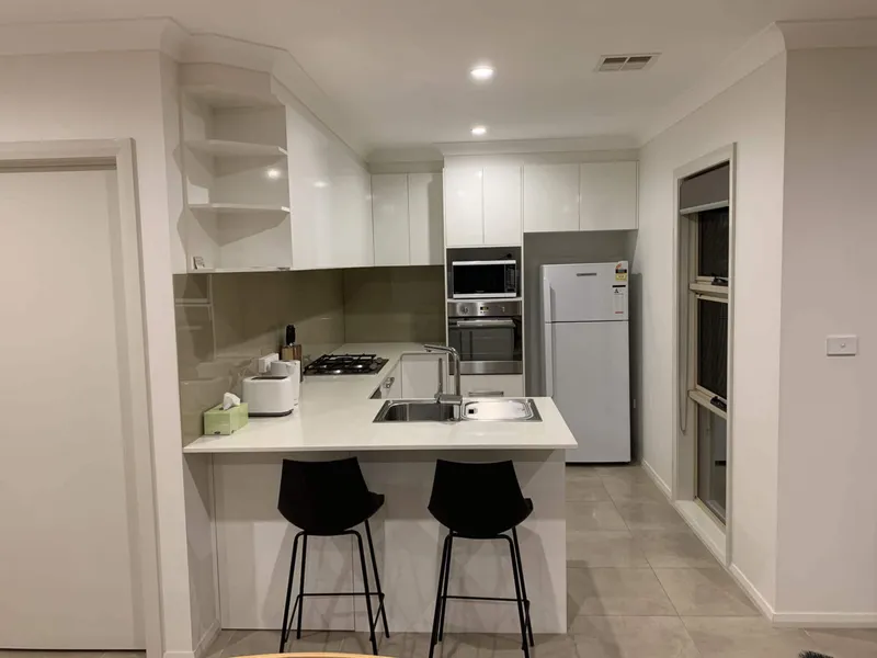 Luxury Home & Outdoor Living. Fully Furnished and equipped. Private. Quiet.