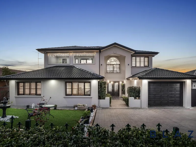 Spacious Ultra-Modern Family Entertainer