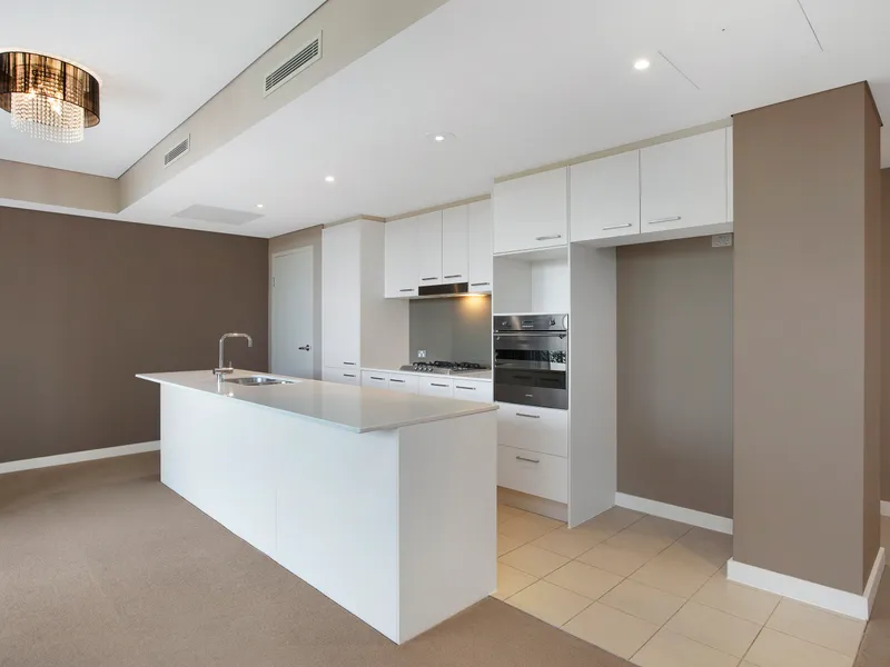 2 Level Townhouse Style Apartment 