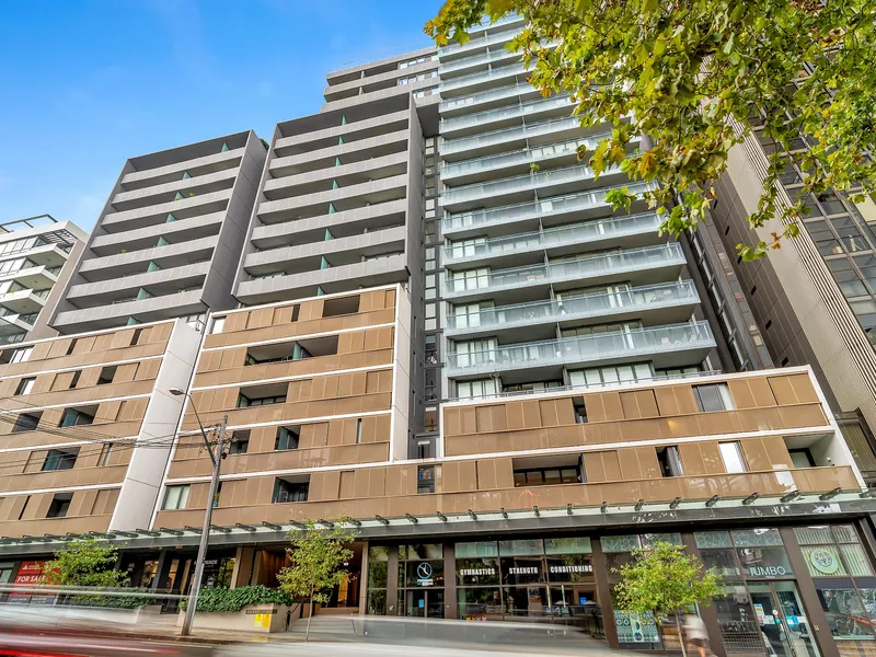 Premium high-rise apartment with stunning panoramic views.