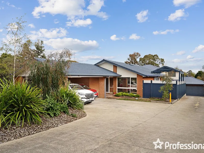 STUNNING FAMILY HOME