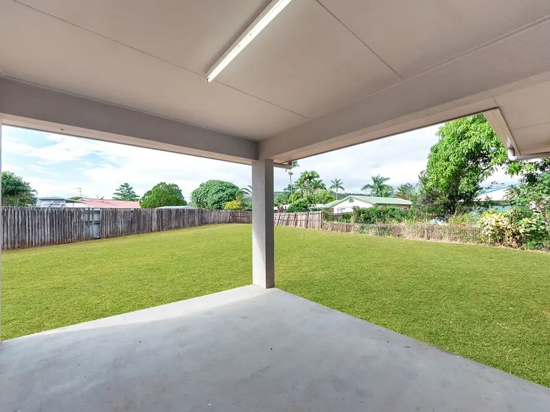 MASSIVE BLOCK, SIDE ACCESS & PRICED TO SELL