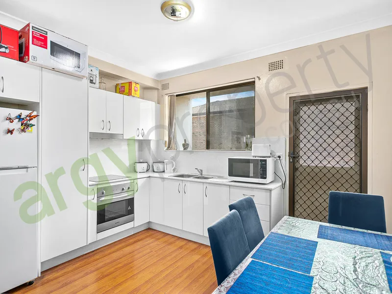Spacious and Ready for Occupancy 