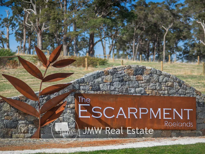 ELEVATED NORTHERLY ASPECT IN PICTURESQUE ROELANDS