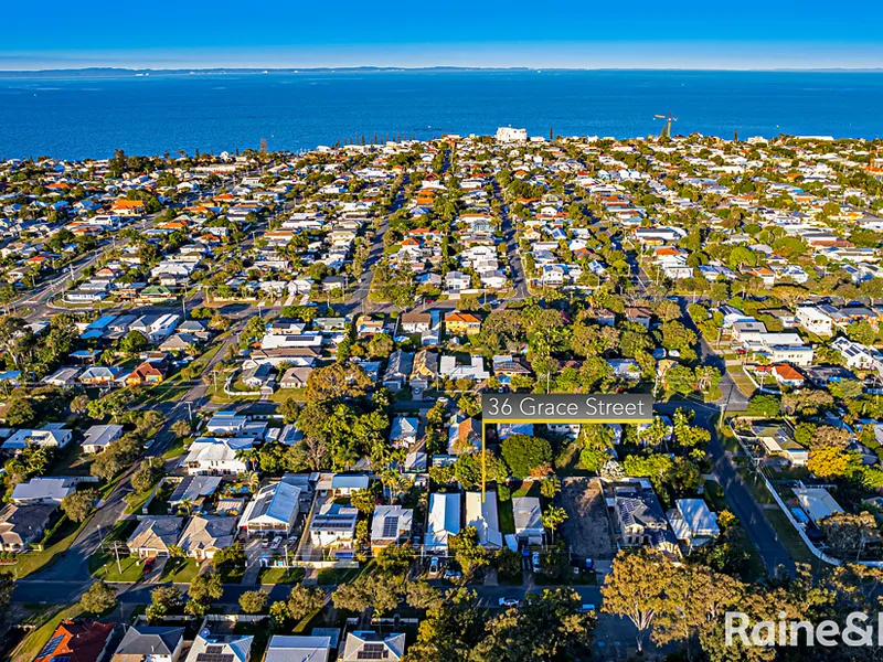 Live the Dream in Scarborough!