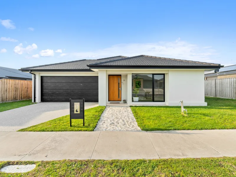 Just Pack Your Bags!