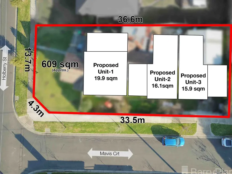 Corner Location with Plans for 3 Townhouses!