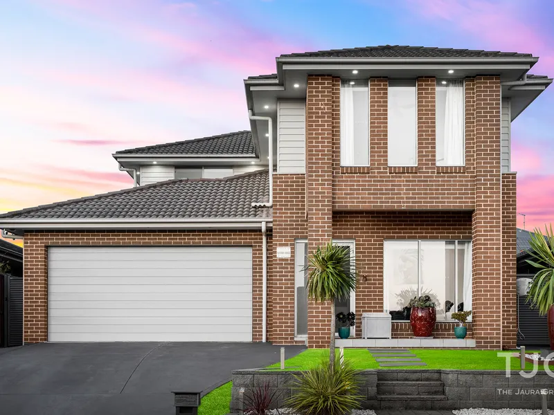 Exquisite Modern Double Storey Home