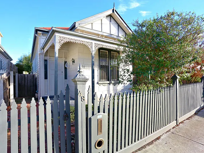 BEAUTIFULLY RENOVATED TWO BEDROOM VICTORIAN!