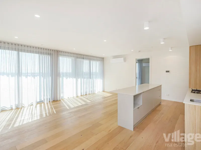 BRAND NEW APARTMENT WITH CITY VIEWS - KINGS VILLAGE