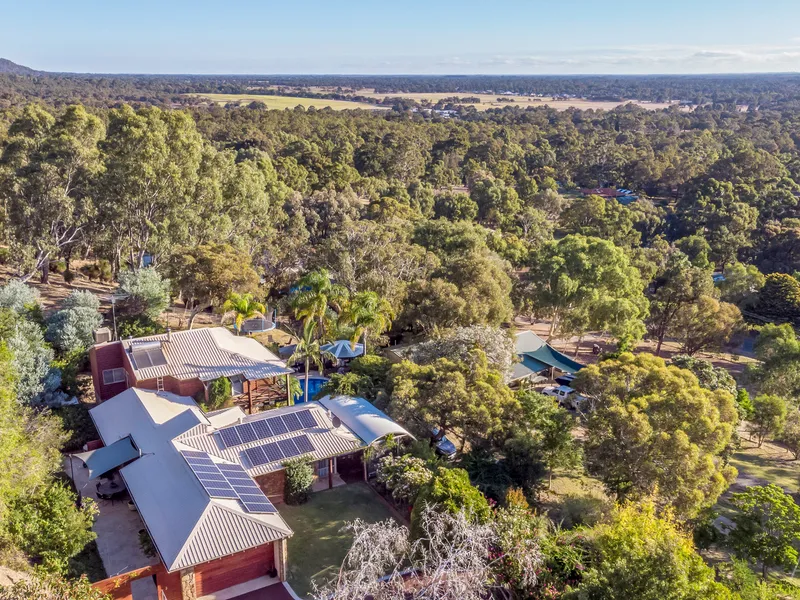 'THE FORT' AT STONEHAVEN - SPECTACLE OF THE SCARP!