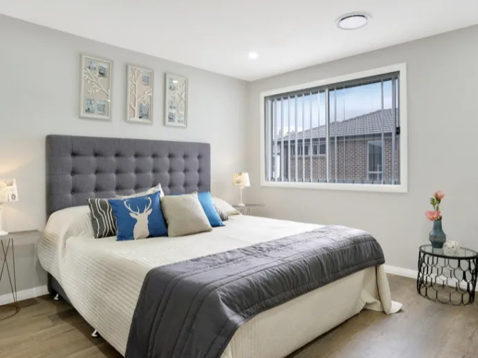 Quakers Hill East School catchment, walking distance