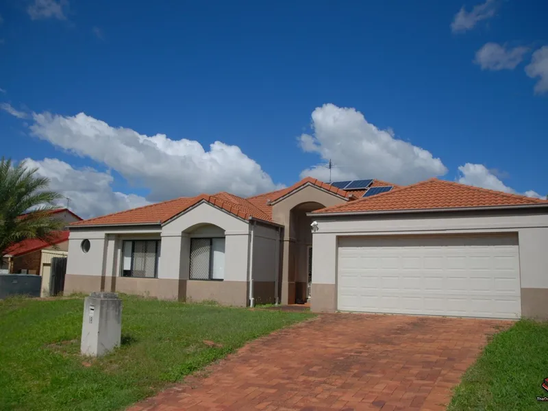 One of the best 4 bedroom house in Calamvale