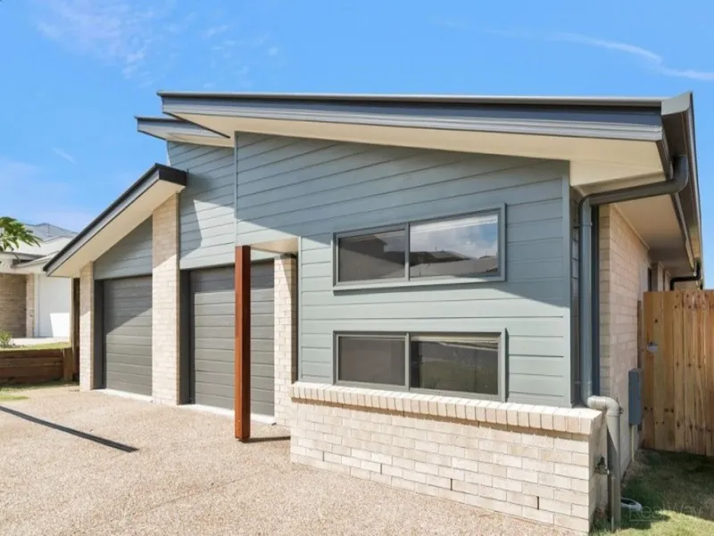 Modern Unit with all the Trimmings of Luxury