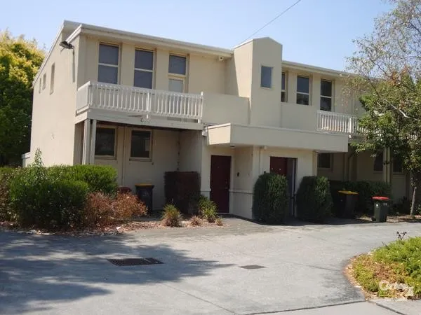 FULLY FURNISHED APARTMENT !!