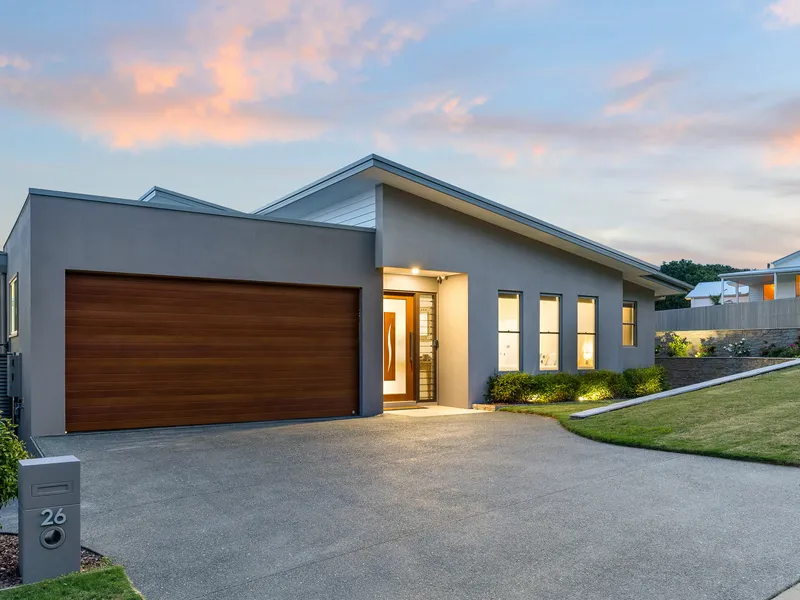 DESIGNER COASTAL HOME