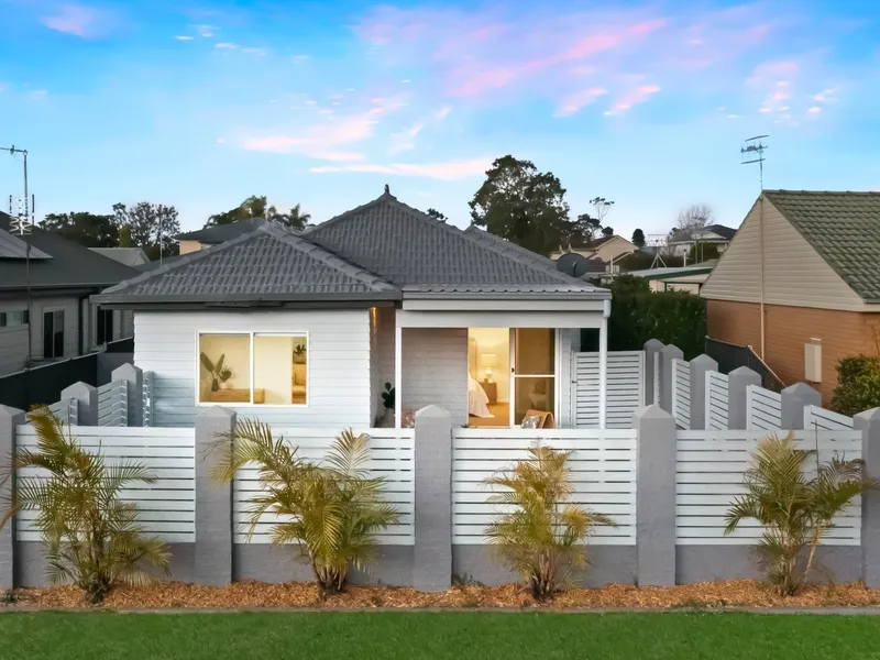 Low Maintenance Contemporary Living - close to the beach