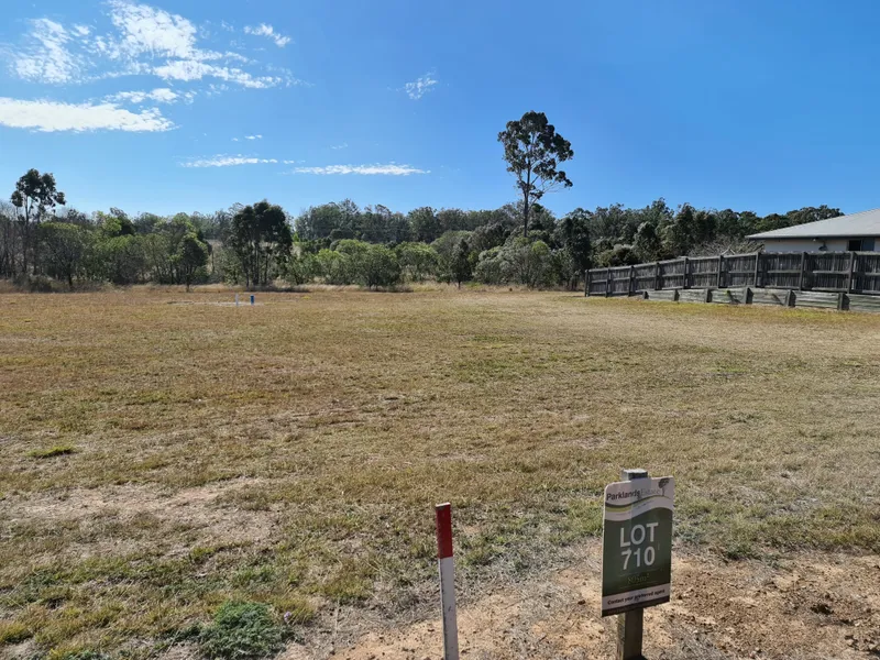 Vacant Land - Build or Bank!