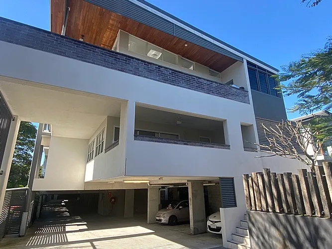 Location and quality finishes, this unit won't last!