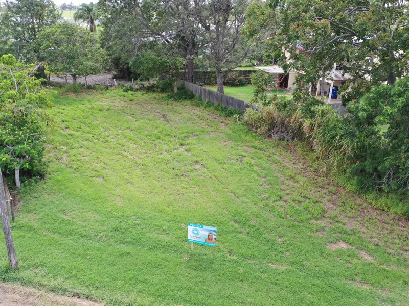 WOW THE ONLY BLOCK OF LAND AVAILABLE SO CLOSE TO THE RIVER & BEACH