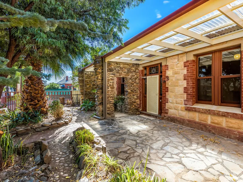 Auction - Deceased Estate: First time for sale in over 100 years, charming character home on a corner allotment.