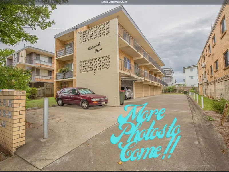 NEAT & TIDY UNIT - CENTRALLY LOCATED !!!