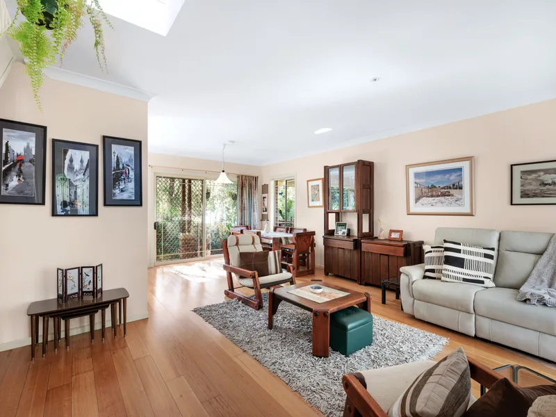 A charming home tucked away in one of Figtree's most premier streets
