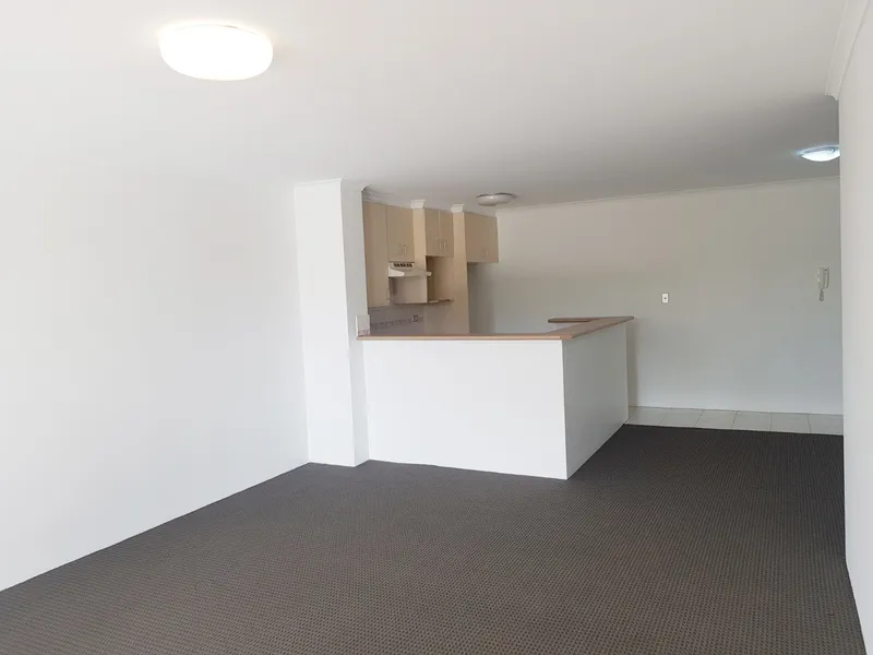 Well presented 2 Bedroom Apartment in Kingsford!