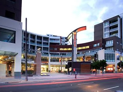 MAROUBRA JUNCTION FULLY FURNISHED APARTMENT