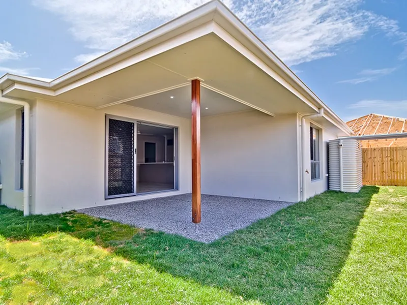 LOW MAINTENANCE HOME IN QUIET POCKET!