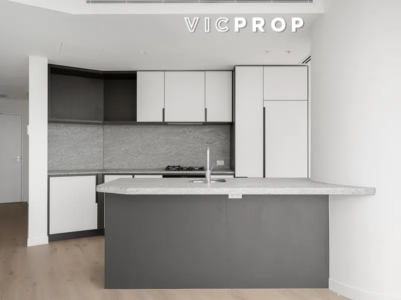 Inner City Living with Luxurious Lifestyle - Fridge and washing machine, Incentive Package Included!