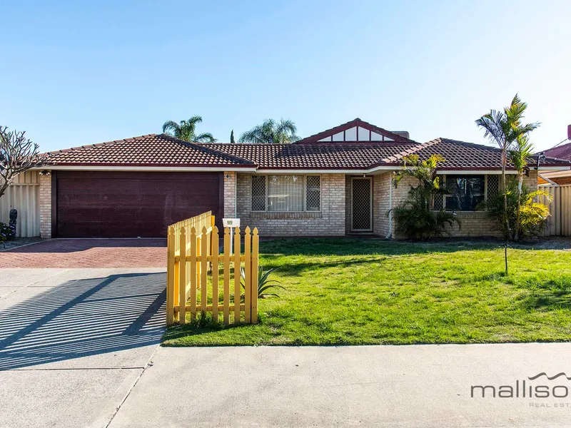 Big Home with Sparkling swimming pool