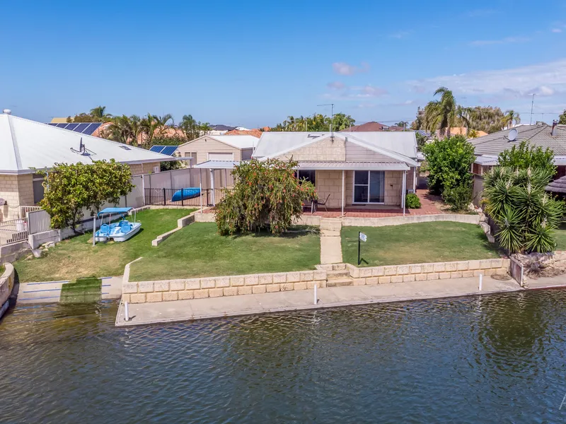 YOUR CANAL HOME AWAITS YOU!