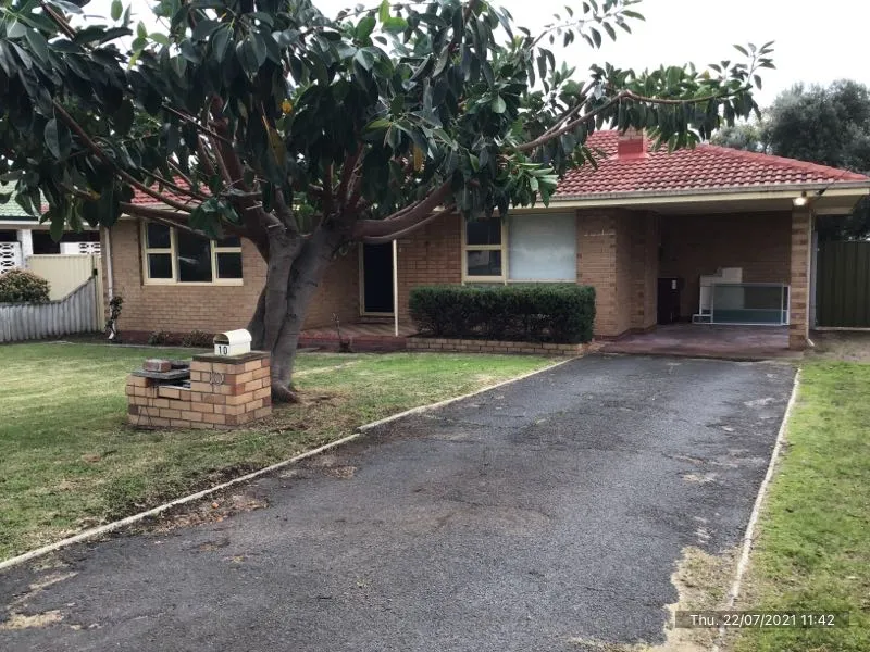 Neat Home, Central Location