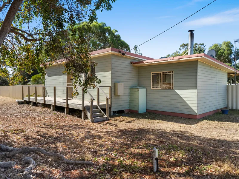Peaceful Cottage Retreat at Dolphin Sands