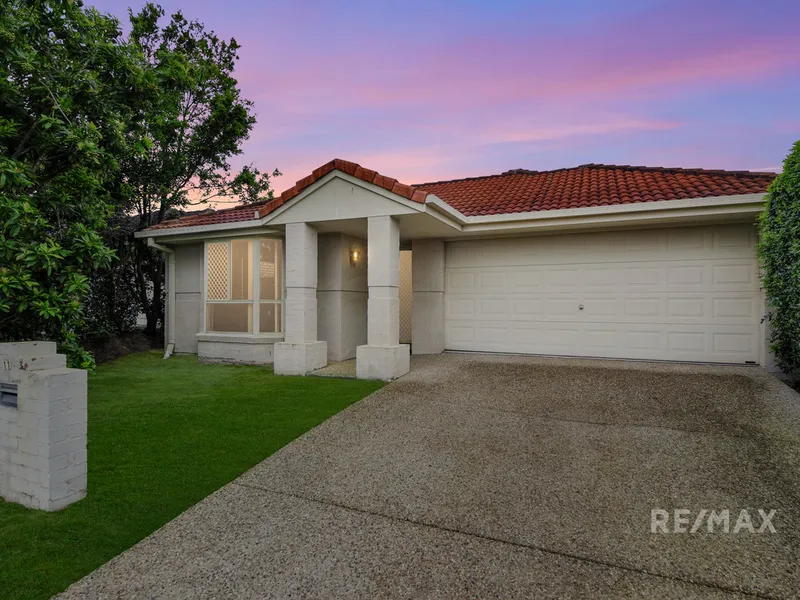 Entry level opportunity to secure a great North Lakes home!