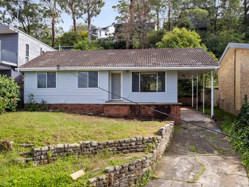 Three bedroom home with panoramic water views