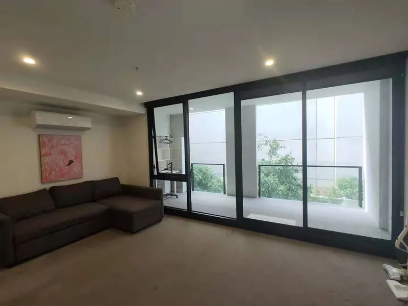 Embrace the beautiful surrounds of Box Hill