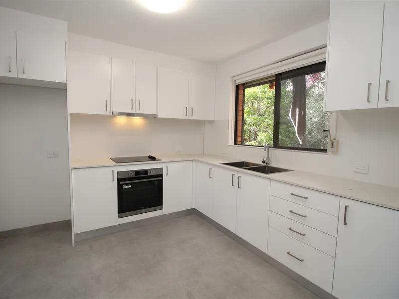 RENOVATED 2 BEDROOM UNIT IN SOUGHT AFTER LOCATION