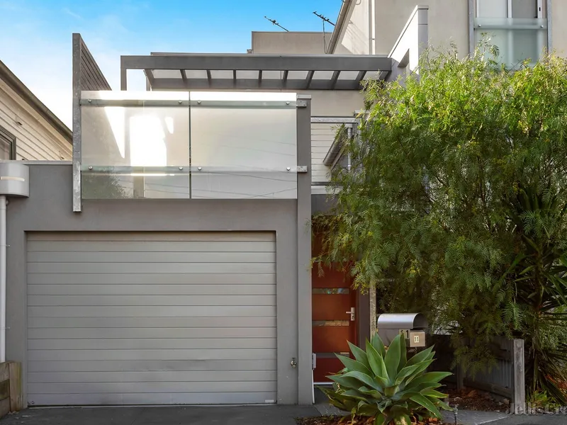 Modern 2 Bedroom Townhouse