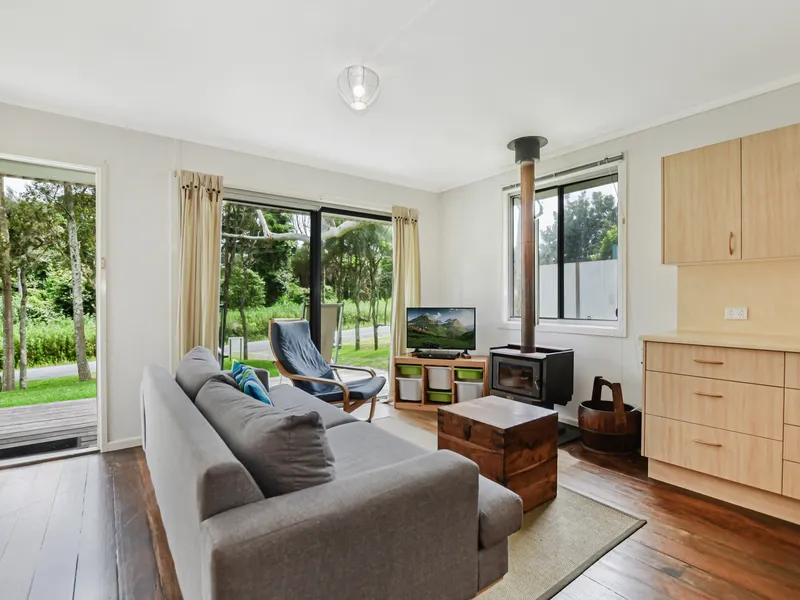 Original Seal Rocks Classic