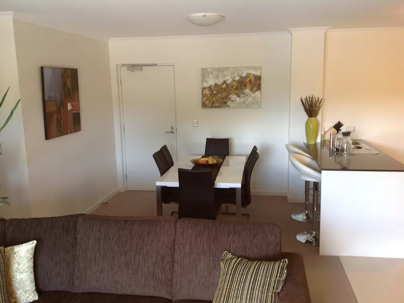 MODERN UNFURNISHED APARTMENT-Resort Lifestyle-Convenient Location