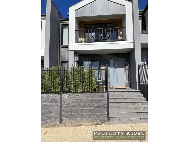 3 Bedroom Townhouse with Solar in Aston Hills