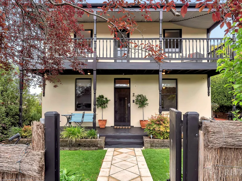 Casterbrook House - Timeless in Torrens Park