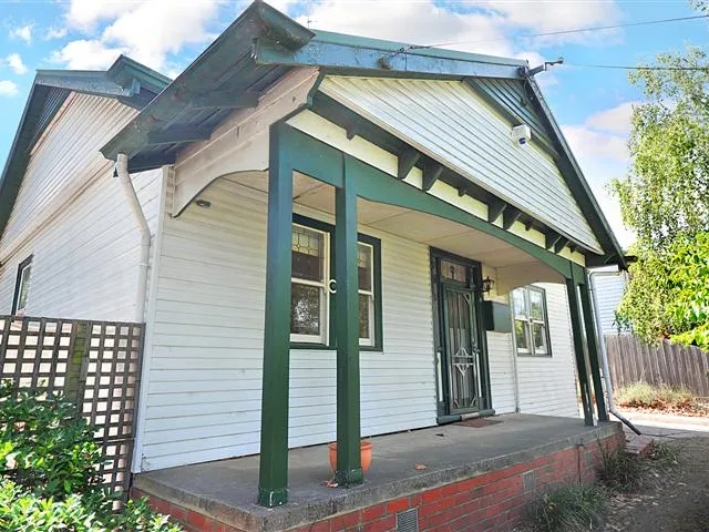 Great home in a quiet and central street