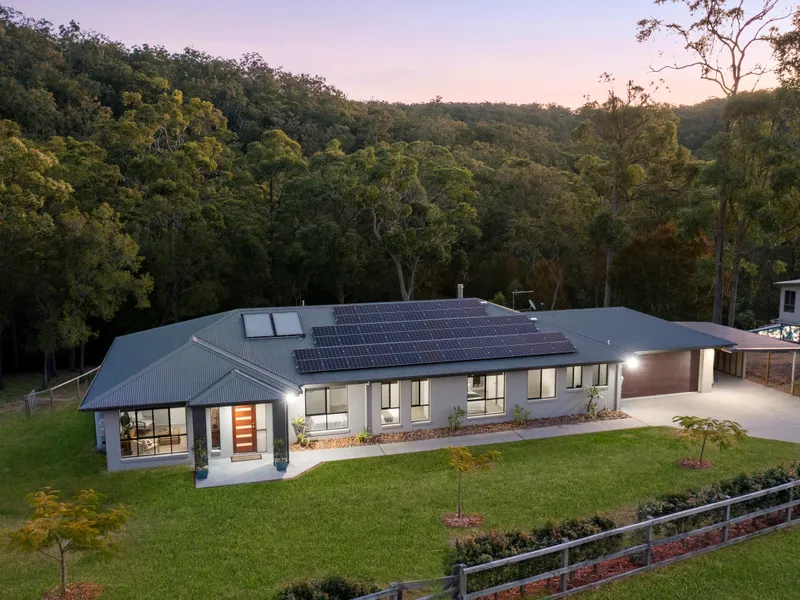 A Stylish Mudgeeraba Forest Homestead on 1.4acres of Prime Bonogin Landscape Ideally Positioned on Carrington Road