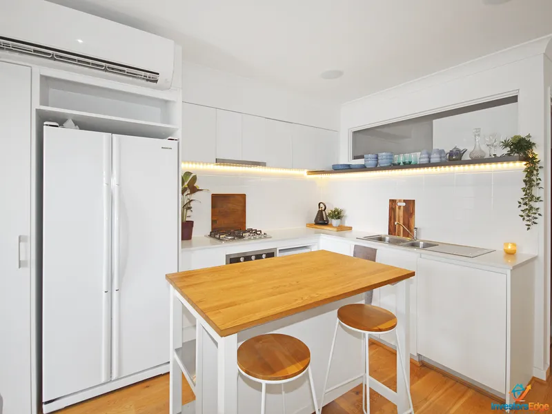 Modern 2 Bedroom, 2 Storey Apartment In A Secure Complex